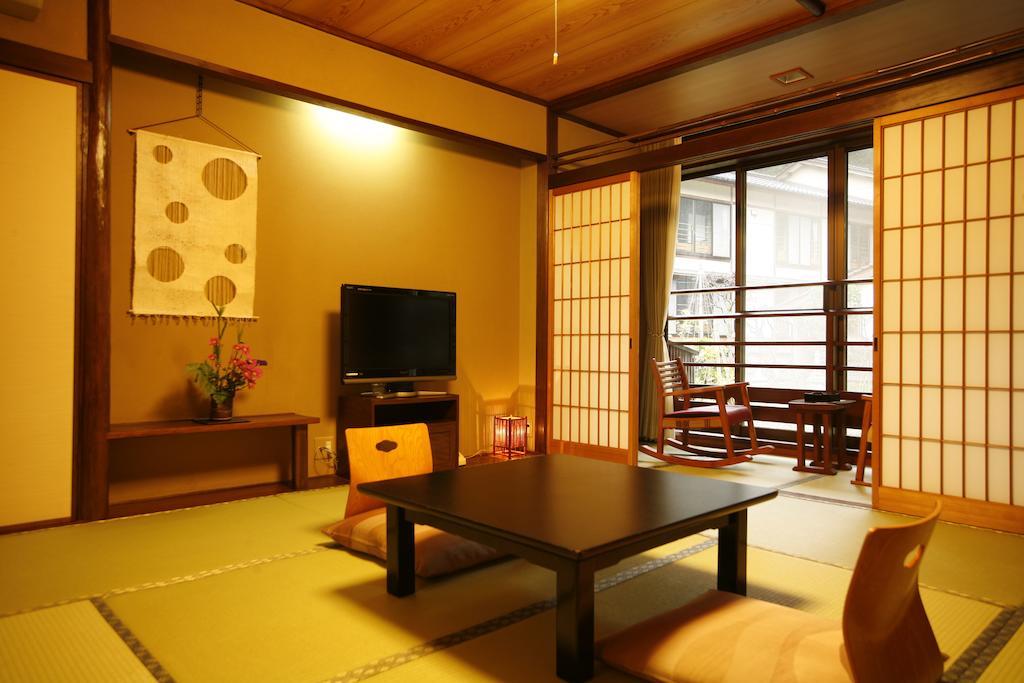 Yuraku Kinosaki Spa & Gardens Toyooka  Habitación foto